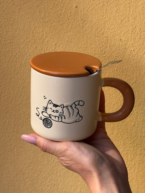 Tazza Mug "I just want a...TOY!" con coperchio in ceramica e cucchiaino 380 ml Himalaya