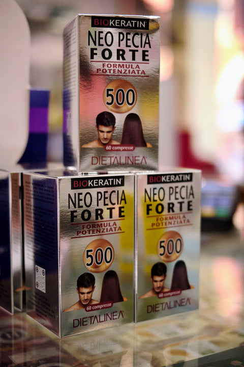 Neo Pecia Forte Biokeratin Formula potenziata 60 compresse Dietalinea