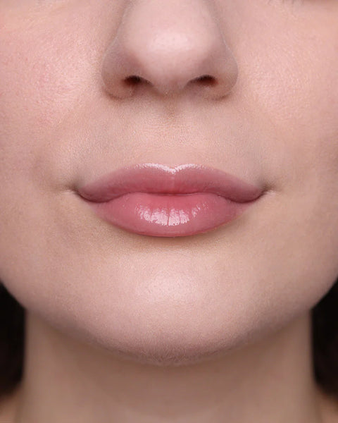 BalmyGloss 06 – Good Vibes – rosa ciclamino con charm ape + fiore 4,2 gr PuroBio